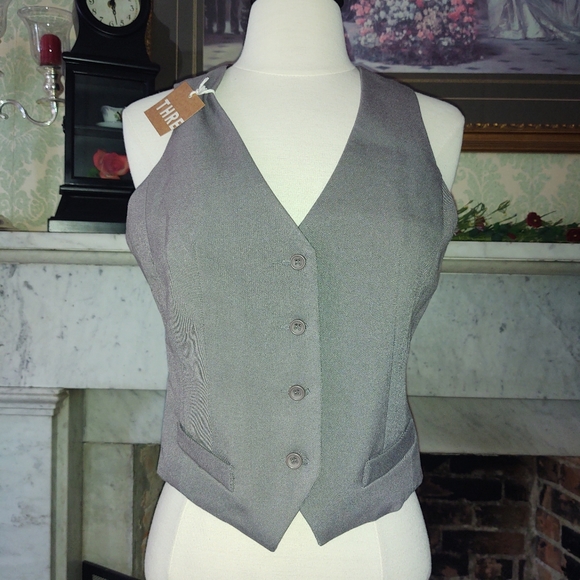 Twenty-one Brand Vest - Picture 1 of 8